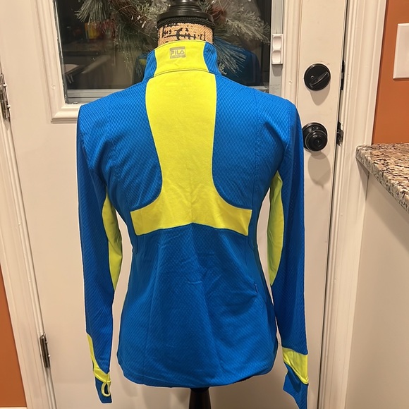 Quarter zip fila running top - Picture 2 of 3